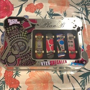 Tech Deck Plan B Ryan Sheckler Skateboard Set